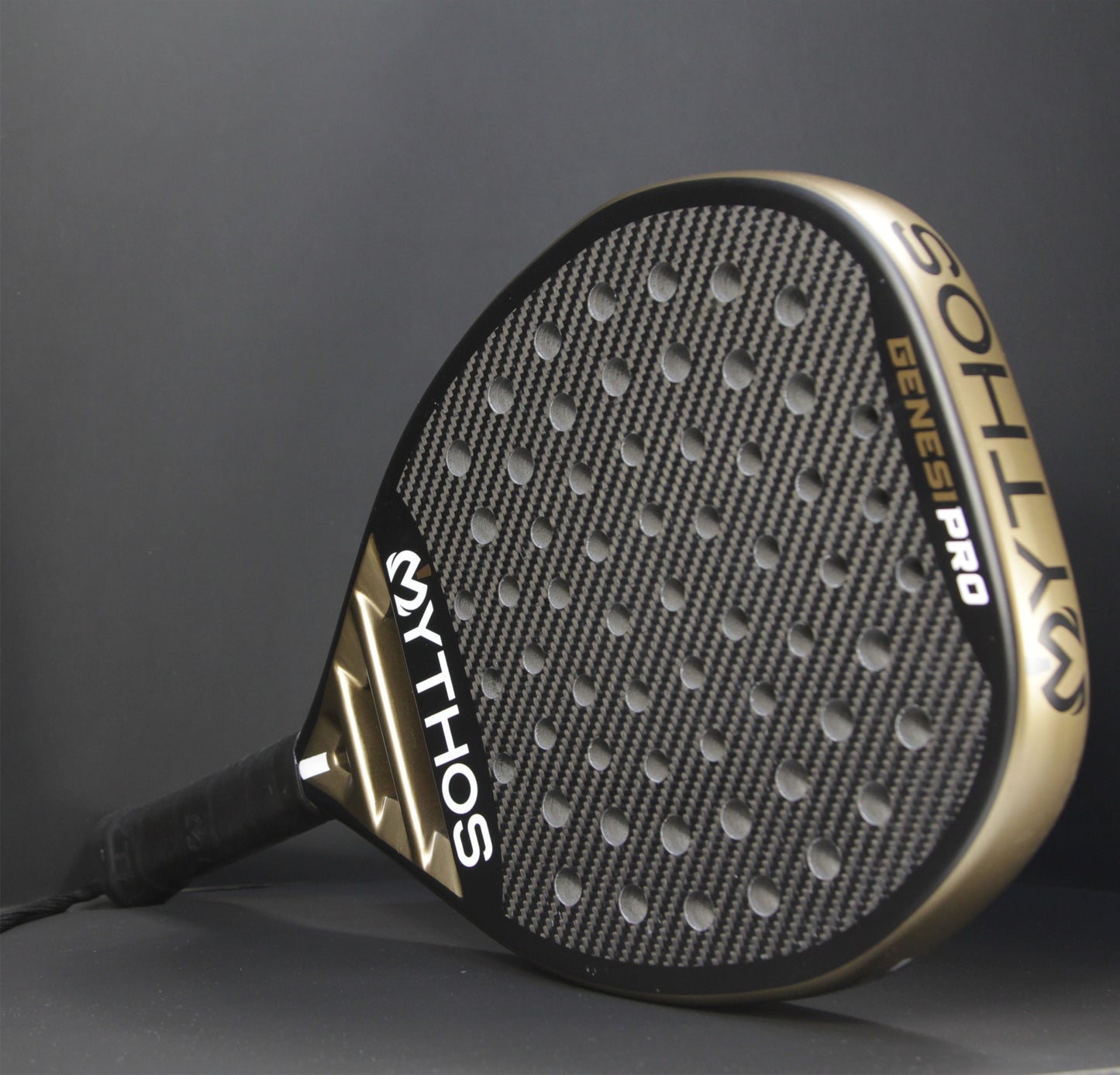 GENESIPRO
CARBON: TUNED 3 K DIAGONAL
FOAM: MEDIUM
BALANCE: MEDIUM
WEIGHT: 363 GR CIRCA (355/365)